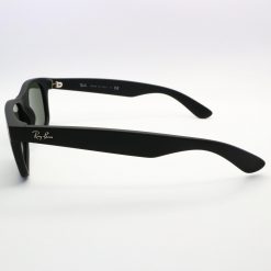 Γυαλιά ηλίου Ray-Ban 2132 New Wayfarer 622