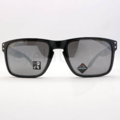 Oakley Holbrook 9102 E1 sunglasses