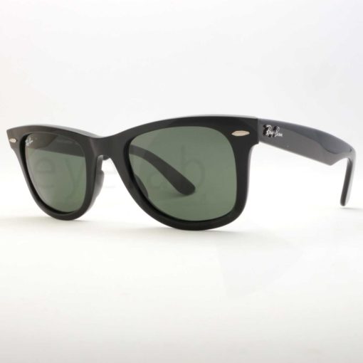 Ray-Ban 2140 Wayfarer 901 sunglasses